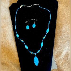Vintage Turquoise Stone and Iridescent Bead Statement Necklace and Earrings
